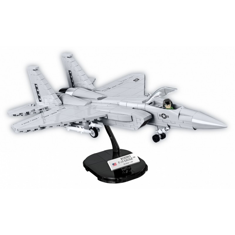 Stavebnice Armed Forces F-15 Eagle, 1:48